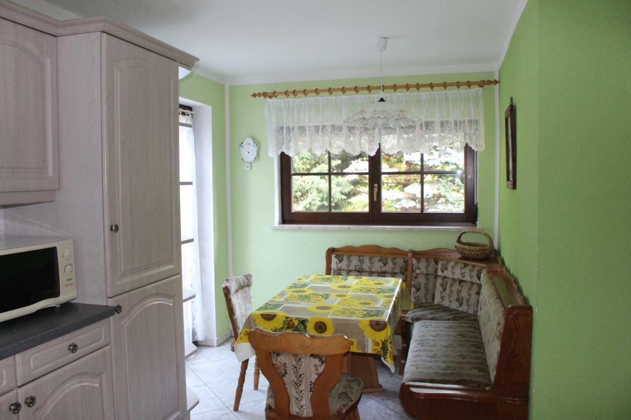 Ferienwohnung "An Der St. Ludmila" Crostwitz Bagian luar foto