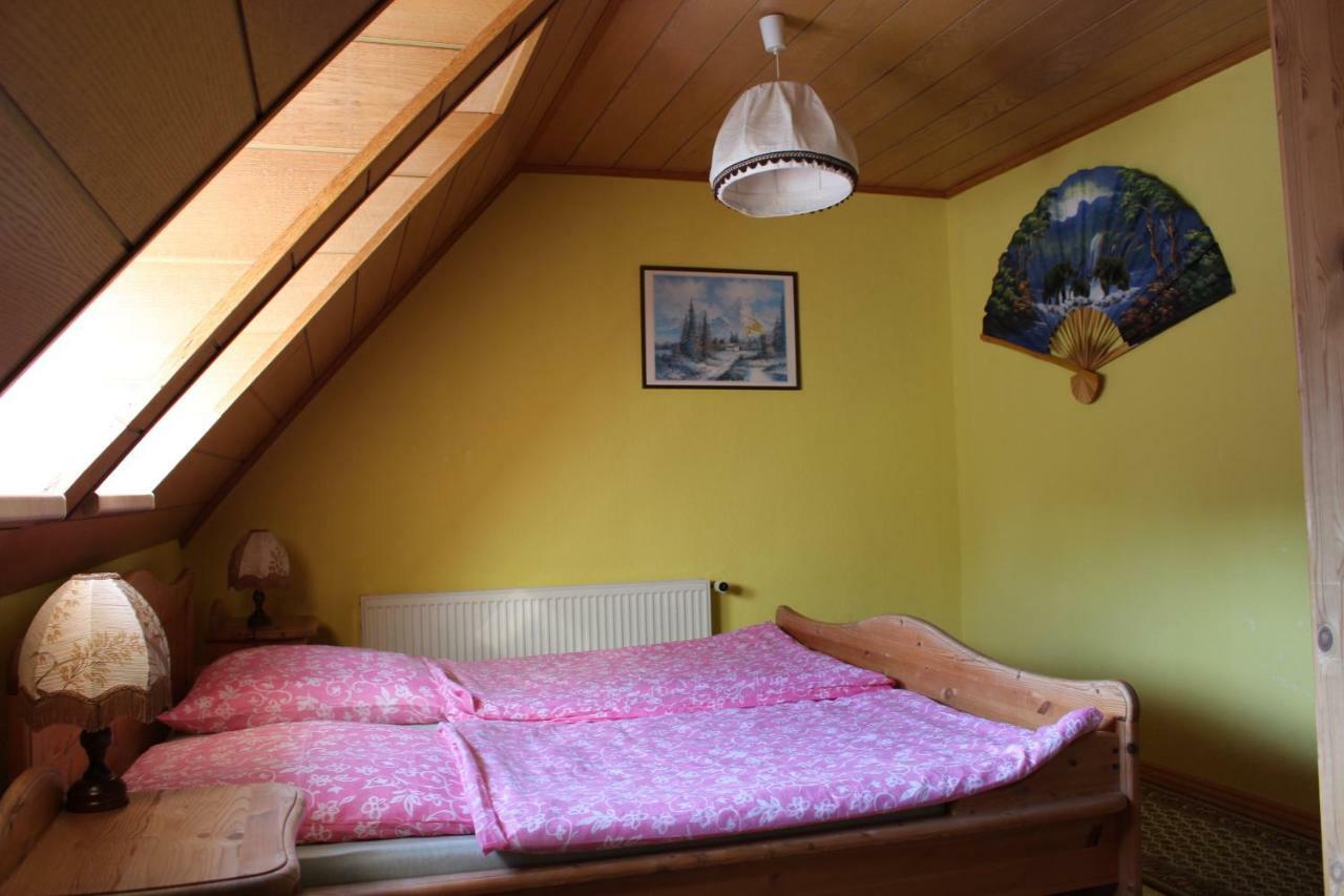 Ferienwohnung "An Der St. Ludmila" Crostwitz Bagian luar foto