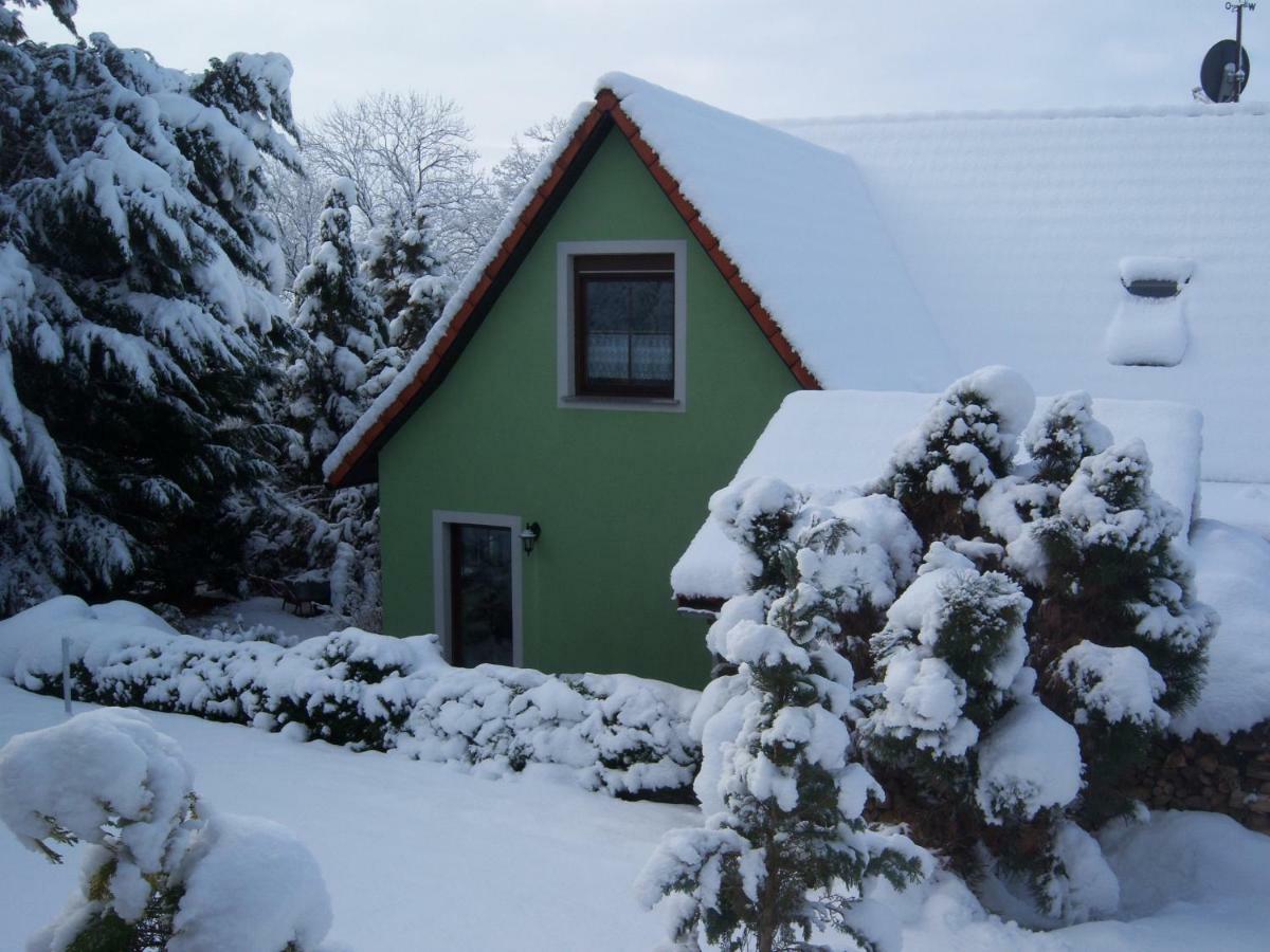 Ferienwohnung "An Der St. Ludmila" Crostwitz Bagian luar foto