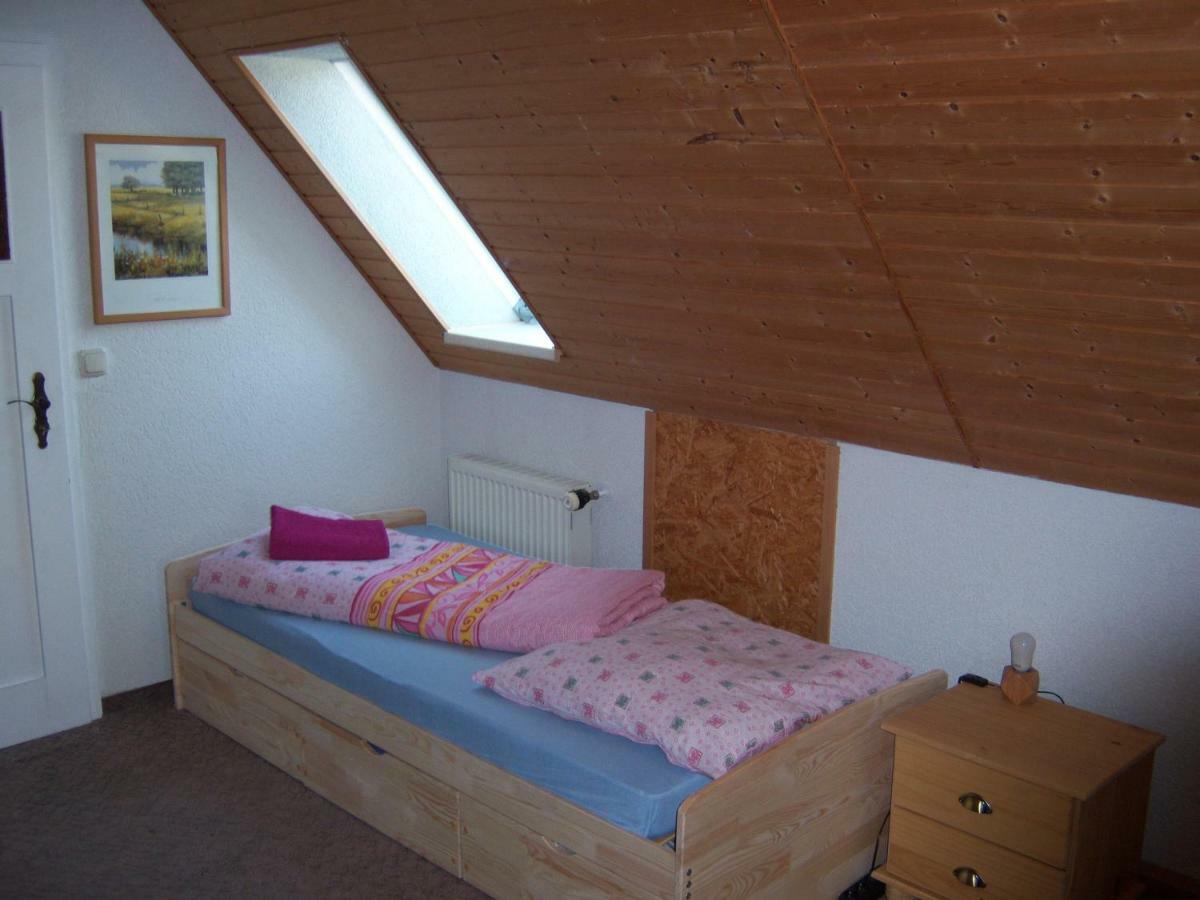 Ferienwohnung "An Der St. Ludmila" Crostwitz Bagian luar foto
